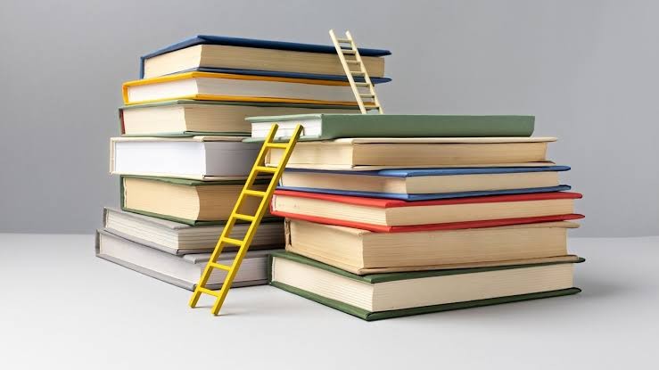 كلهم يكتبون… فمن القارئ؟!