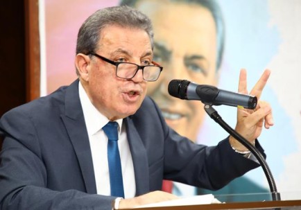 شوقي بزيع لـ«شغف»: الشعر ليس مراسلًا حربيًا