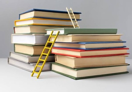 كلهم يكتبون… فمن القارئ؟!